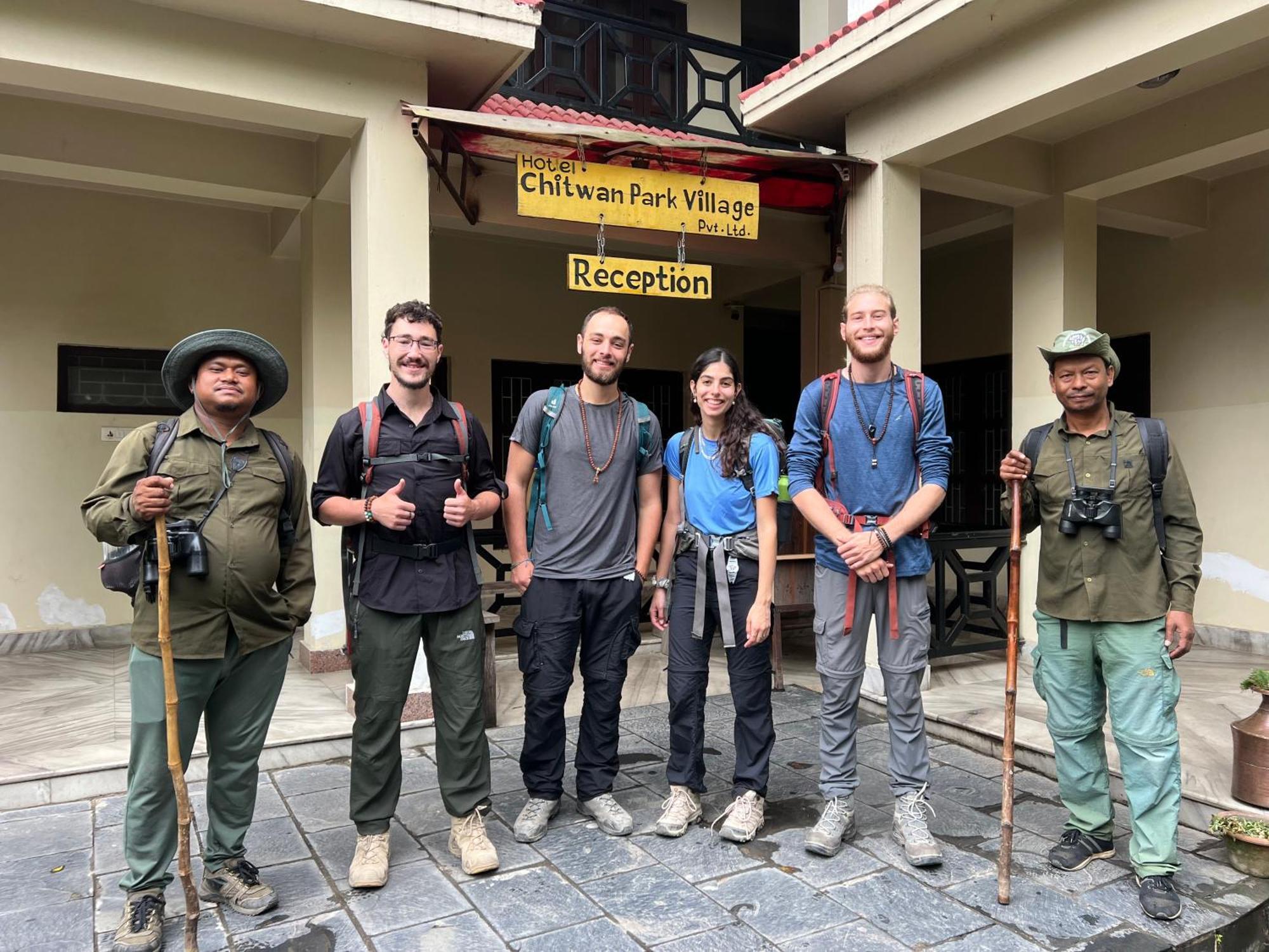 Hotel Chitwan Park Village Sauraha Eksteriør bilde